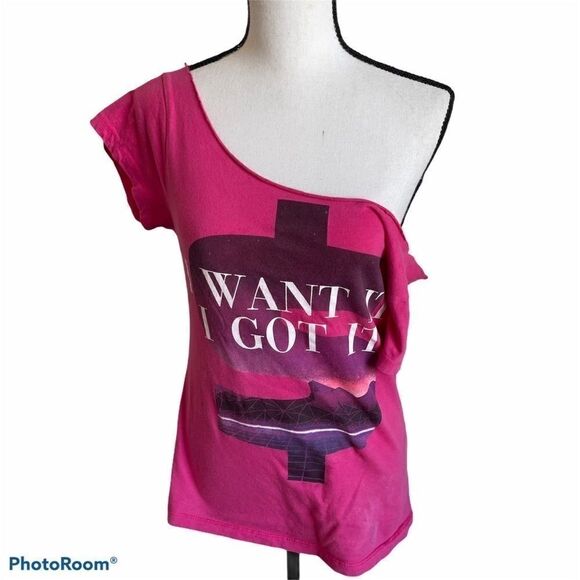 "I want it I got it" Pink Tee Shirt - Large - Picture 3 of 7